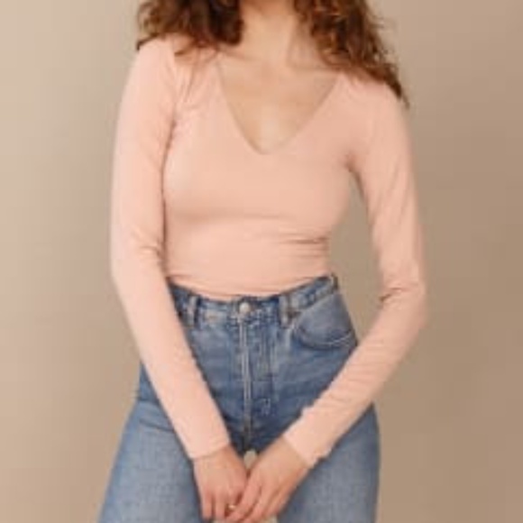 Reformation Erika V Neck Long Sleeve Slim Fit Knit Top Medium & Large Like New - Picture 1 of 9